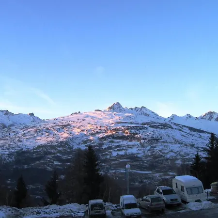 Studio Chaleureux Avec Vue Mont Blanc, Au Pied Des Pistes, Centre Station, Balcon, Animaux Acceptes - Fr-1-353-80 *